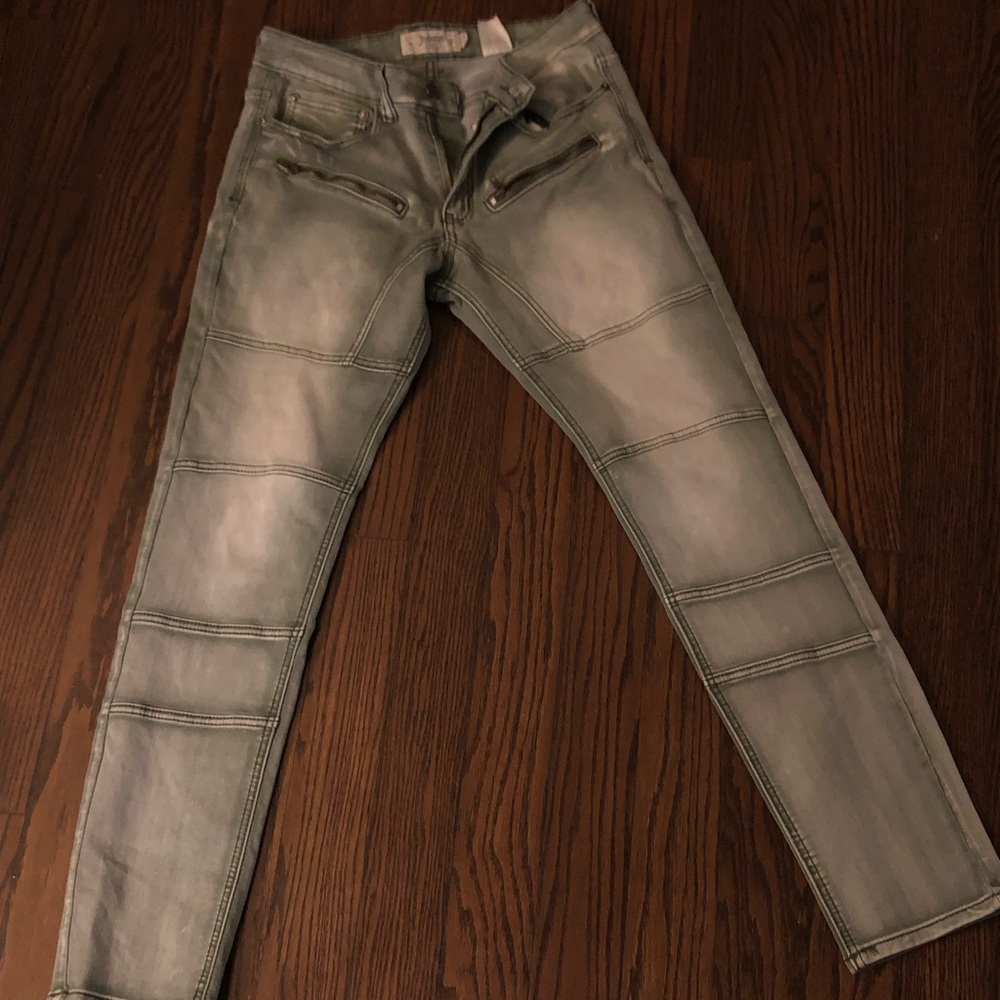 Green jeanius pants size 11/12